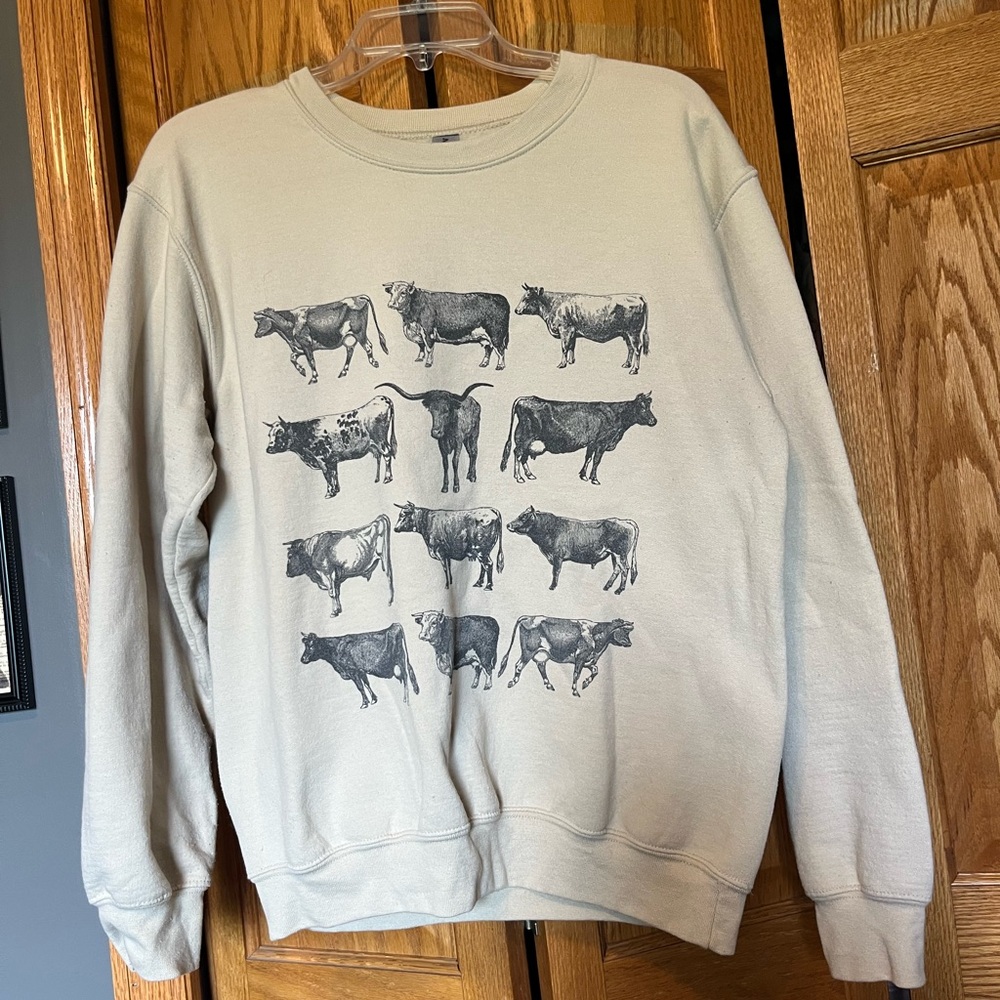 Gildan Cream Cow Sweatshirt